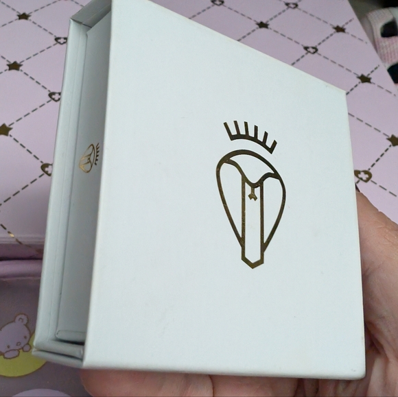 Barrington Monroe lashes - Picture 3 of 4